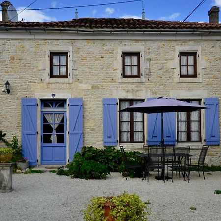 Chez Fins Bois Bed & Breakfast Nere Dış mekan fotoğraf
