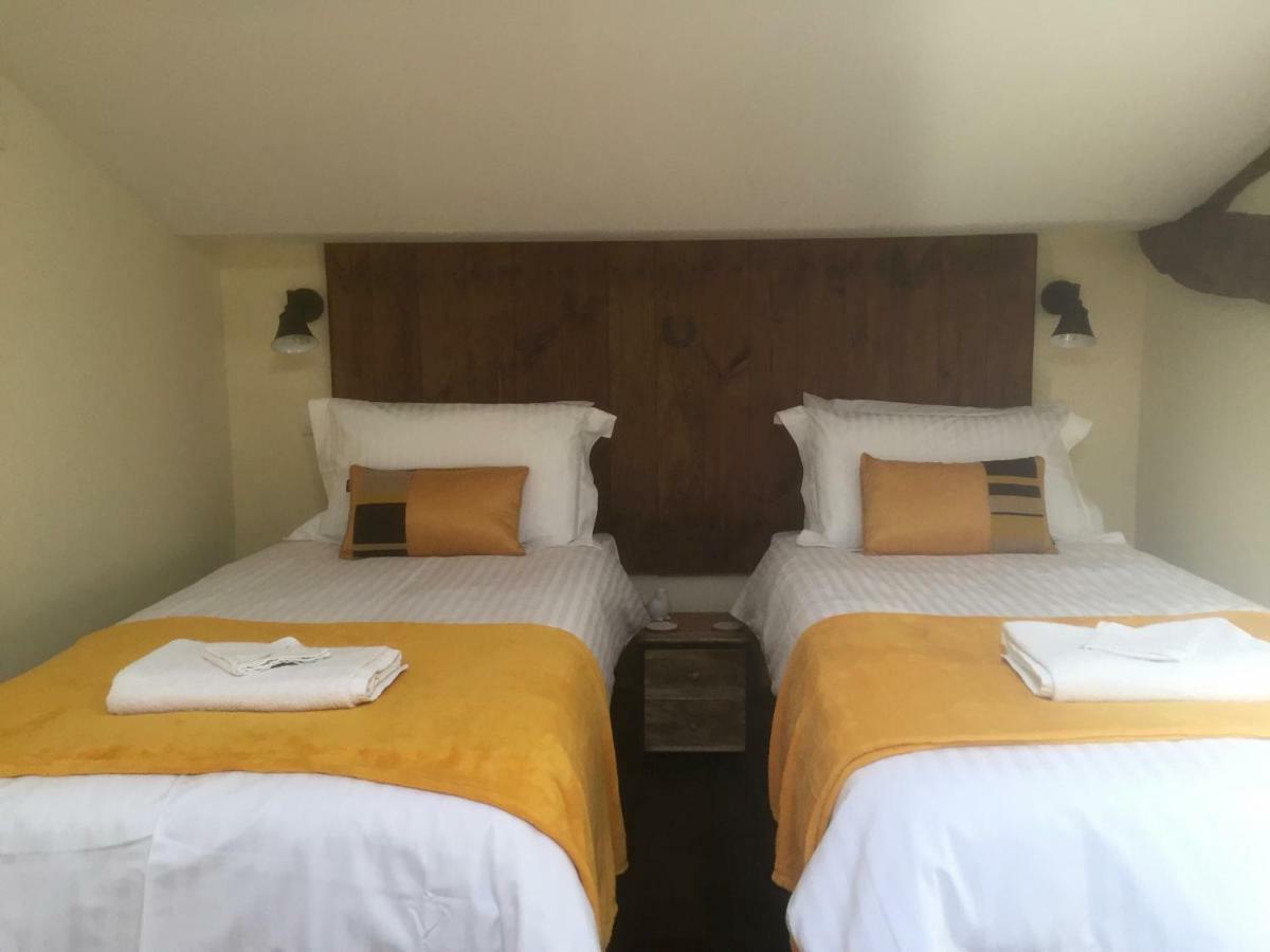 Chez Fins Bois Bed & Breakfast Nere Dış mekan fotoğraf