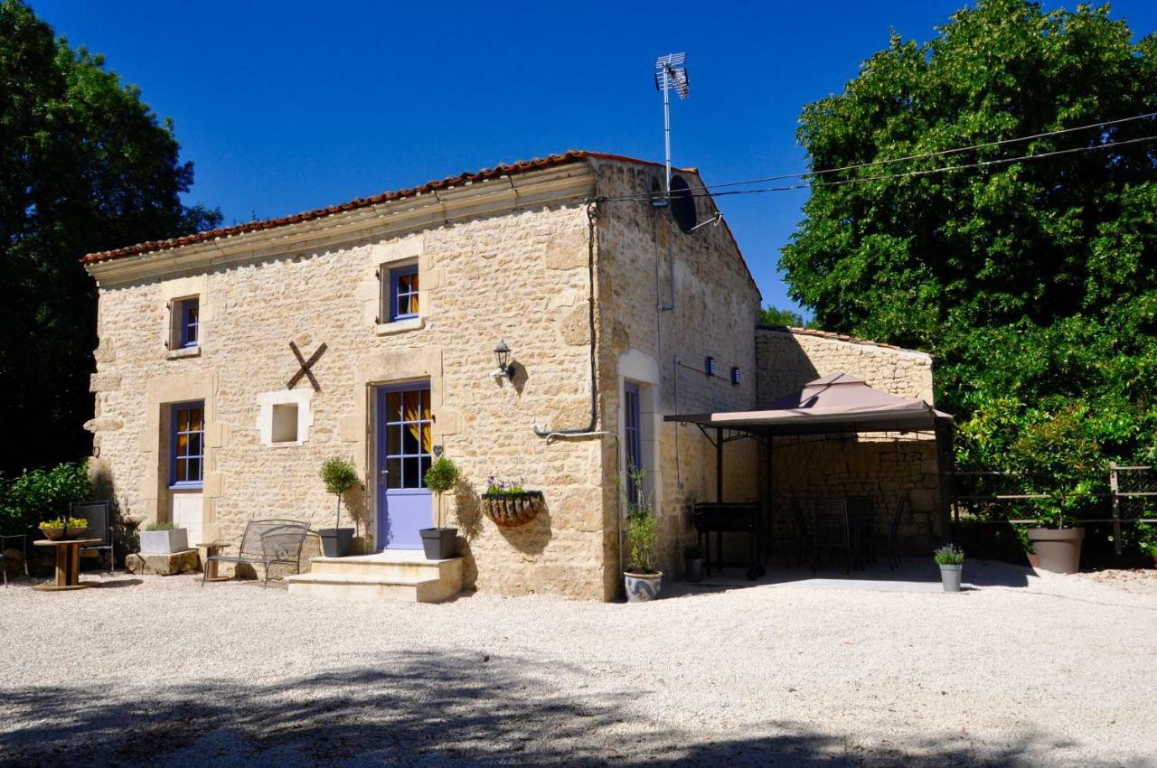 Chez Fins Bois Bed & Breakfast Nere Dış mekan fotoğraf