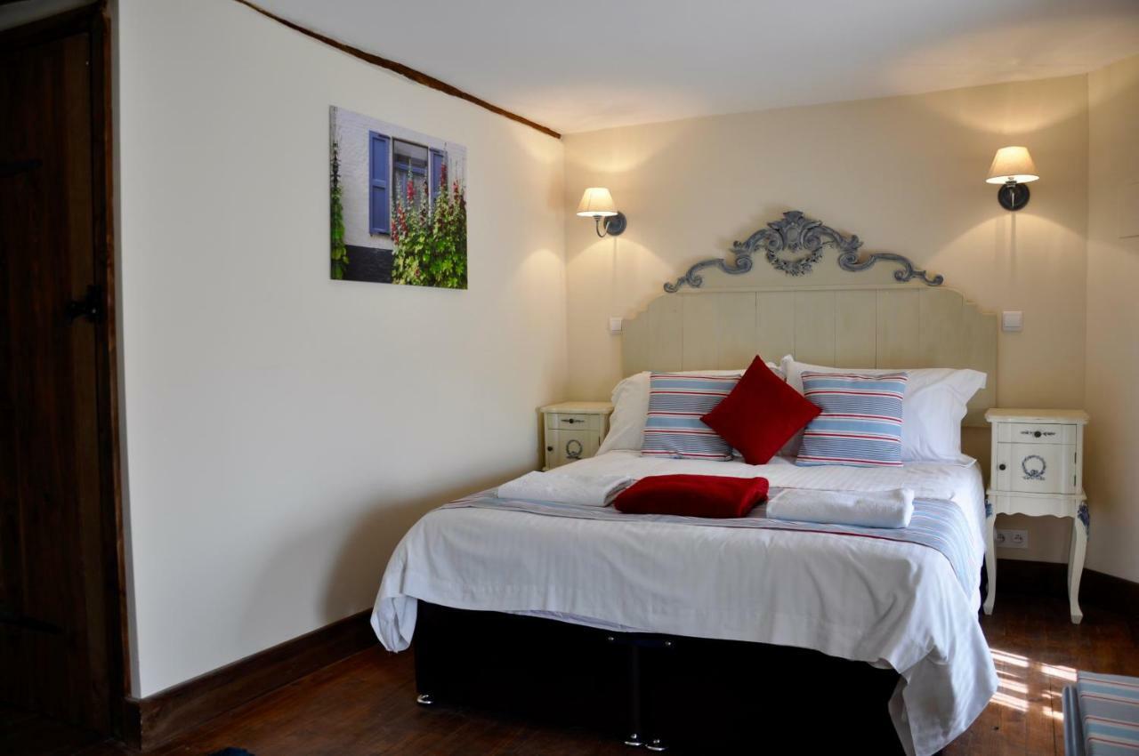 Chez Fins Bois Bed & Breakfast Nere Dış mekan fotoğraf