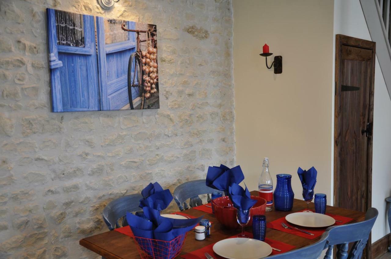 Chez Fins Bois Bed & Breakfast Nere Dış mekan fotoğraf